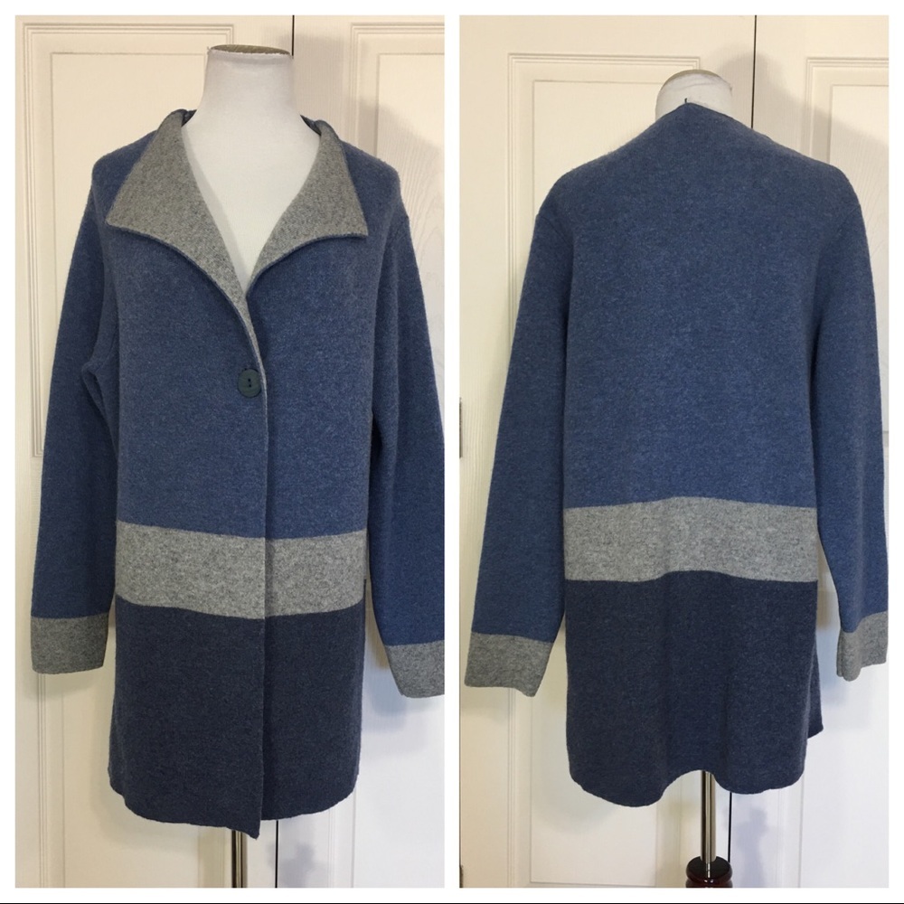 NWT!  A•ida Italian color block button cardigan